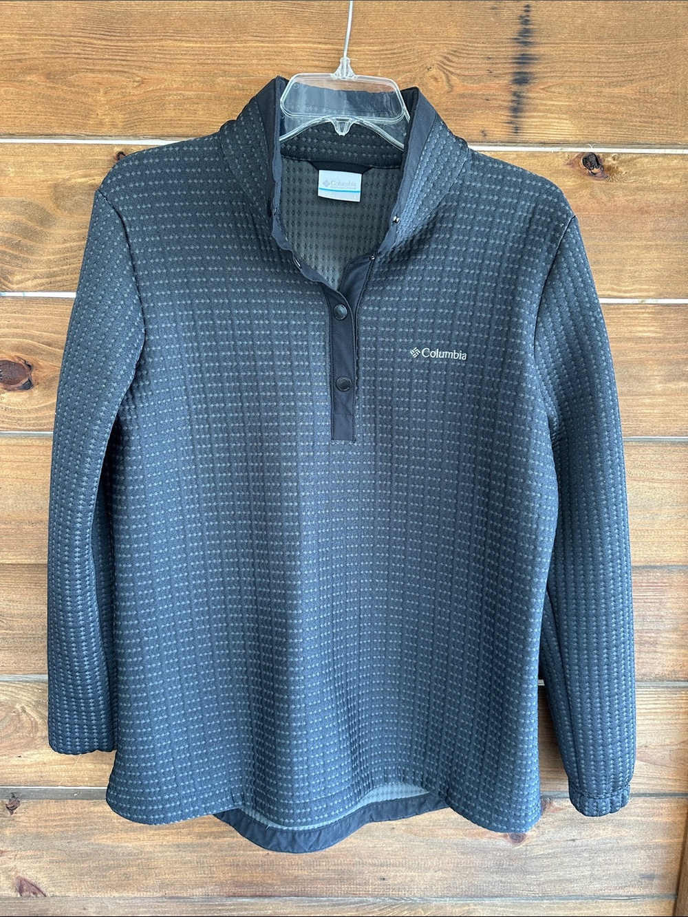 Columbia black three-quarter snap jacket size large